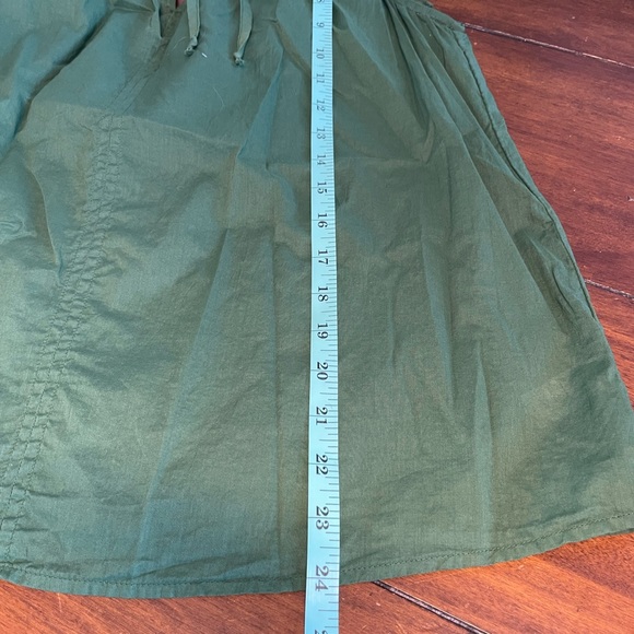 EUC velvet by Graham & Spencer Kelly green flutter sleeved top - Picture 6 of 6